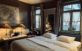 Edouard Garden Cafe Guest Room